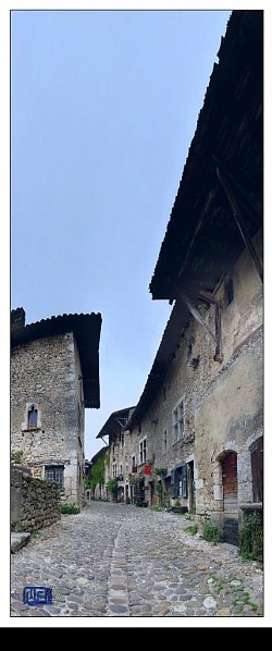 Pérouges